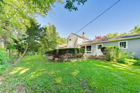 $485,000 | 2501 East Emerson Street, Des Plaines, IL 60016