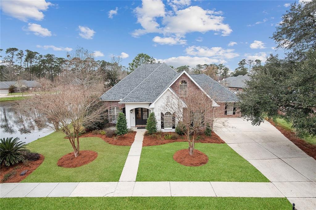 756 Libby Lane Mandeville, LA 70471 - Photo 2 of 34