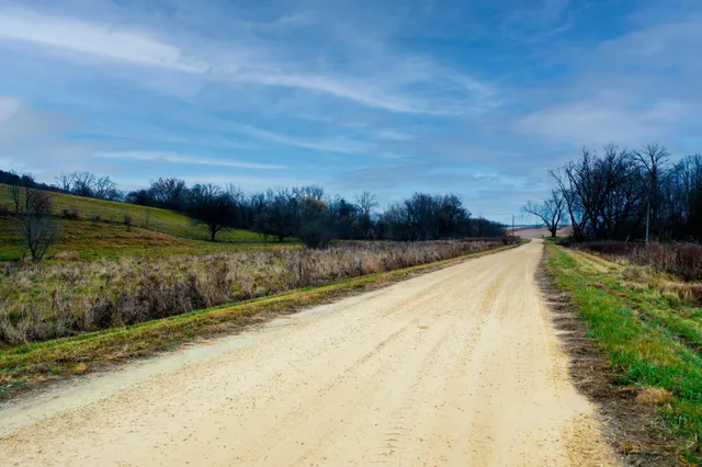 $534,900 | 93 South Pleasant Valley, Eleva, WI 54738