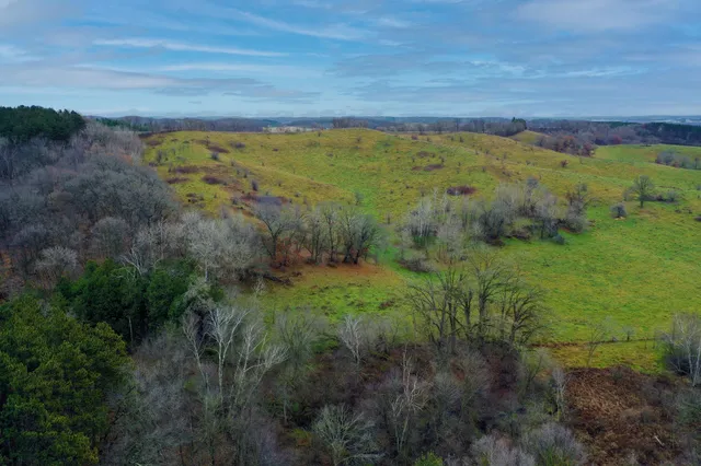 $534,900 | 93 South Pleasant Valley, Eleva, WI 54738