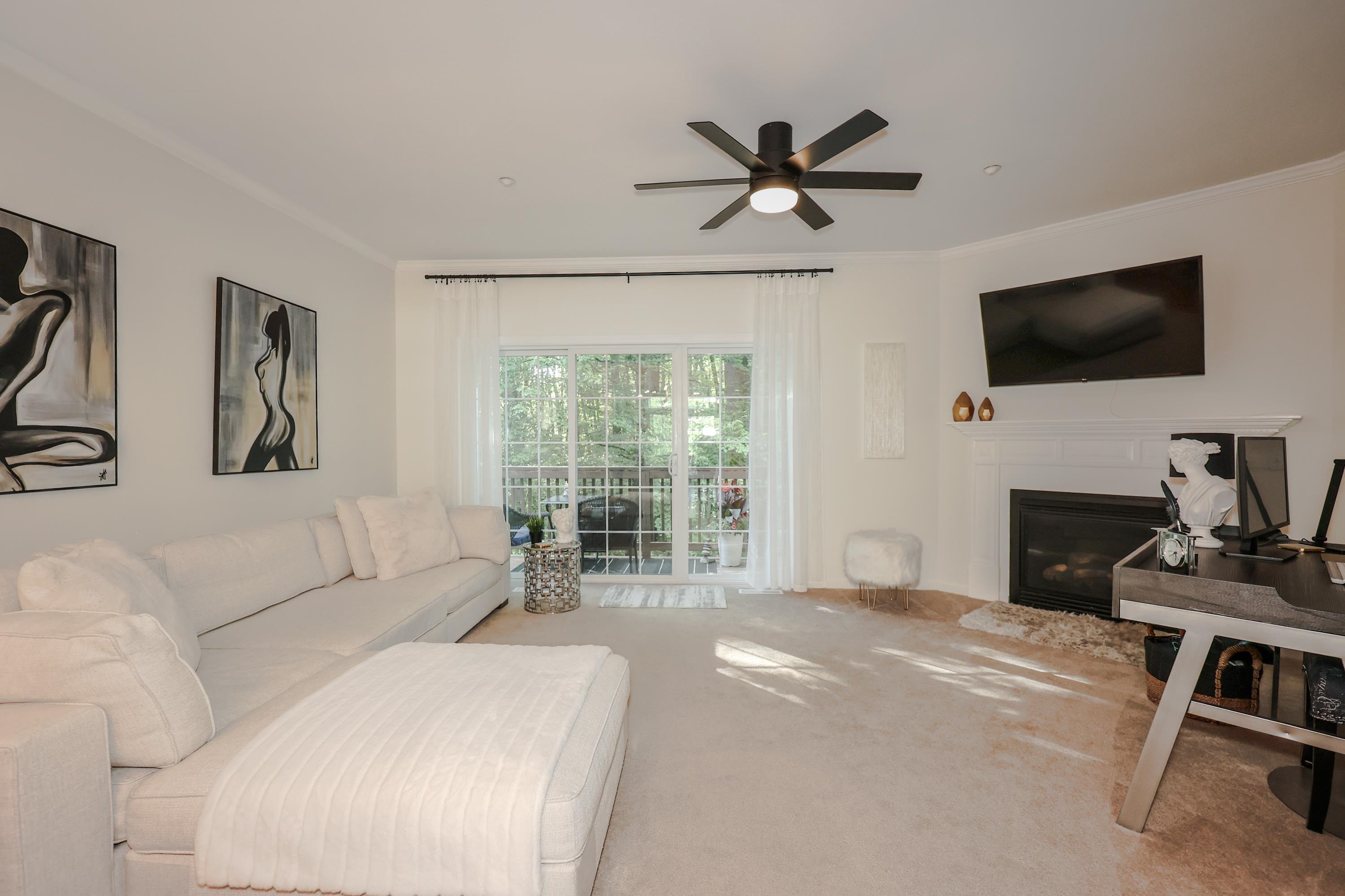 75 Hackett Hill Road Manchester, NH 03102 - Photo 32 of 37