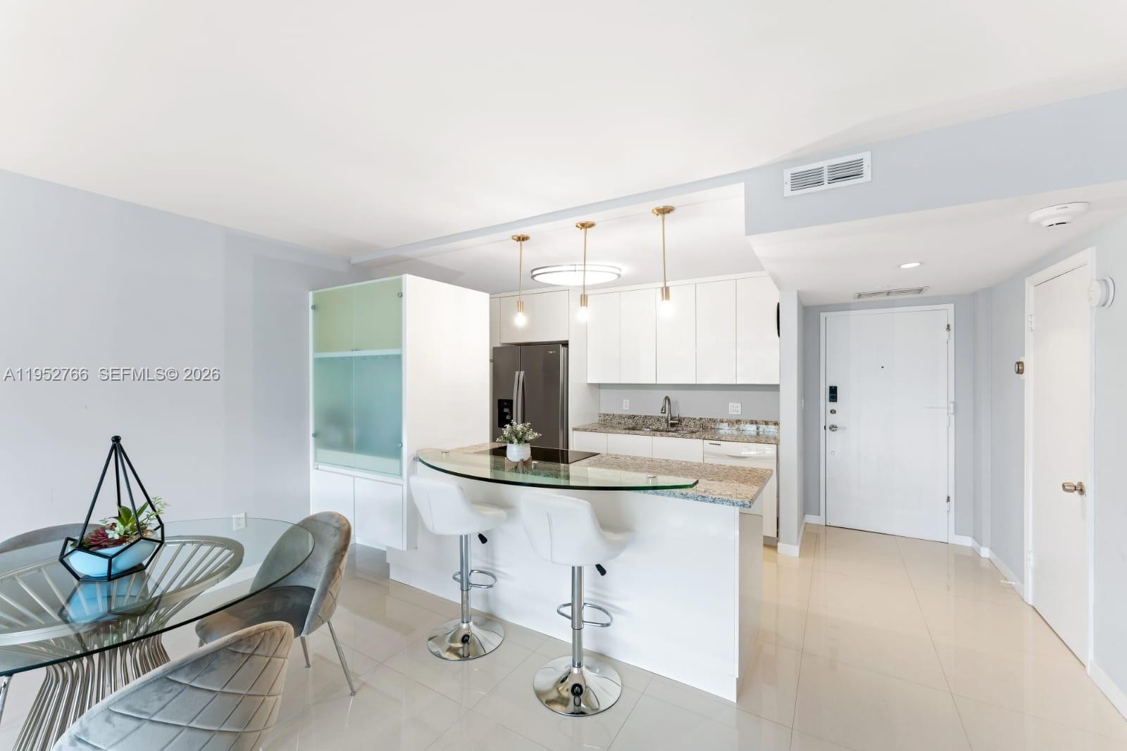 155 Ocean Ln Drive, Unit 407 Key Biscayne, FL 33149 - Photo 6 of 14 OPEN CONCEPT KTICHEN