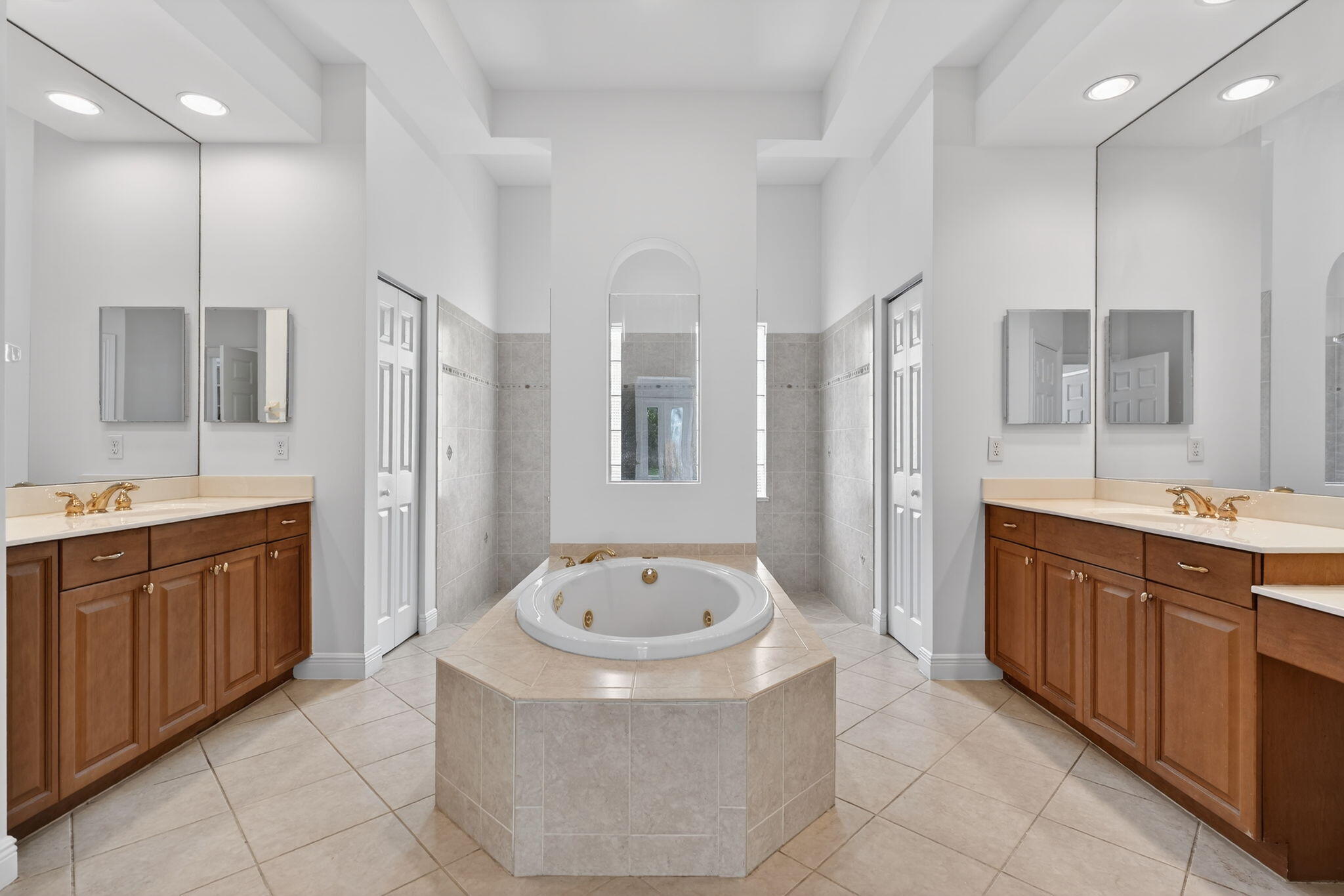 126 Bryce Lane Jupiter, FL 33458 - Photo 25 of 47 Master Bath