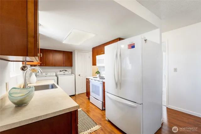 $719,000 | 19520 Grannis Road, Bothell, WA 98012