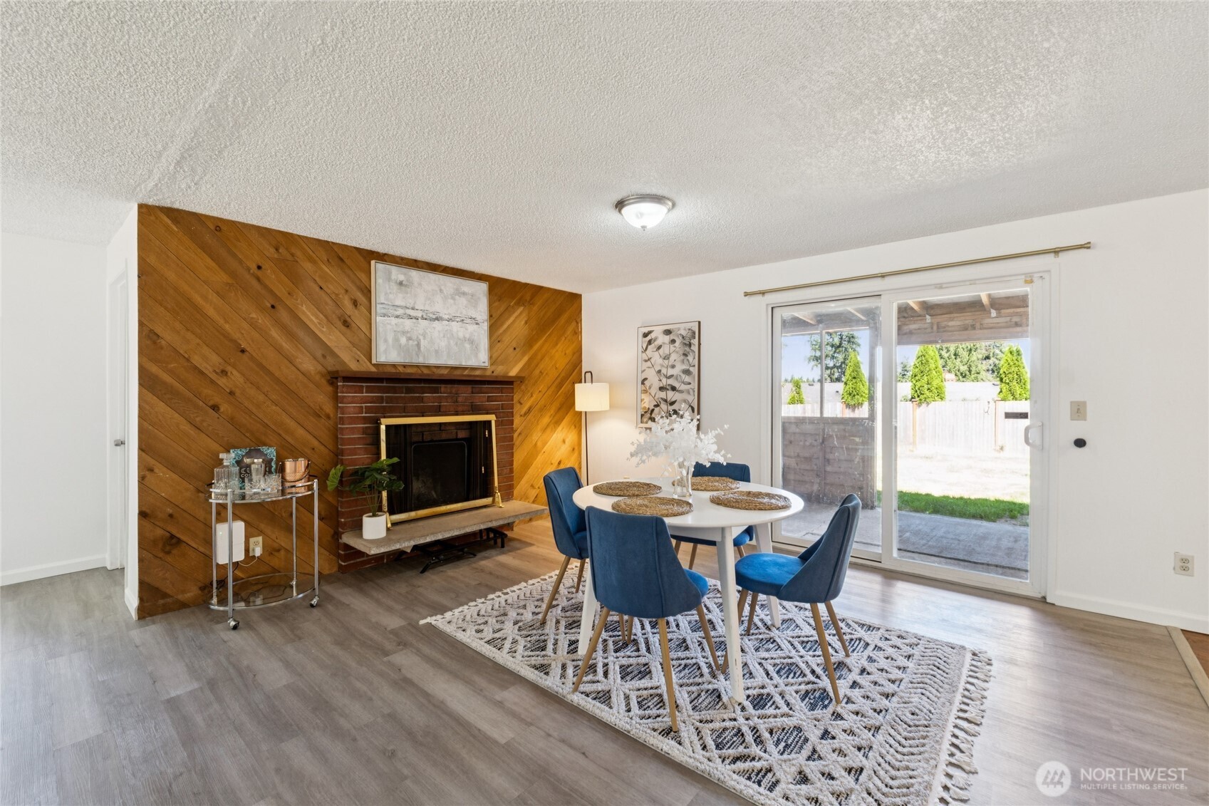 19520 Grannis Road Bothell, WA 98012 - Photo 16 of 36