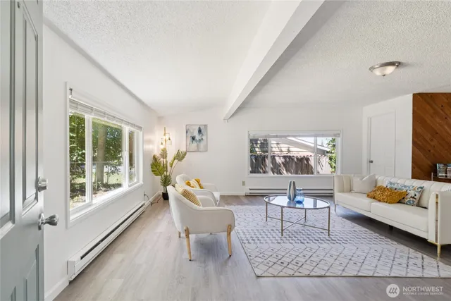 $719,000 | 19520 Grannis Road, Bothell, WA 98012