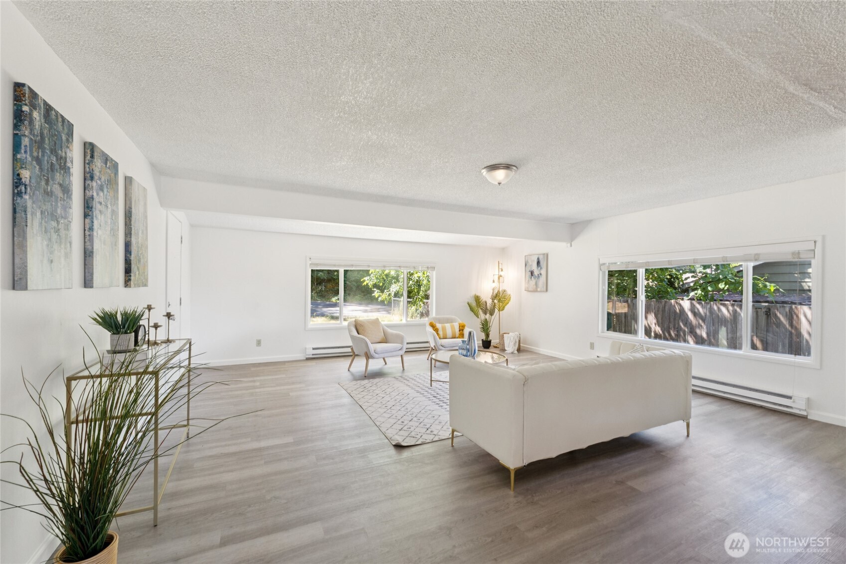 19520 Grannis Road Bothell, WA 98012 - Photo 4 of 36