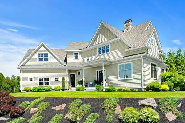 $1,999,000 | 45 Whitehall Hill Circle, Beverly, MA 01915