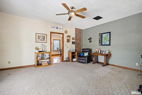 $289,900 | 2600 Bartruff Lane, Pekin, IL 61554