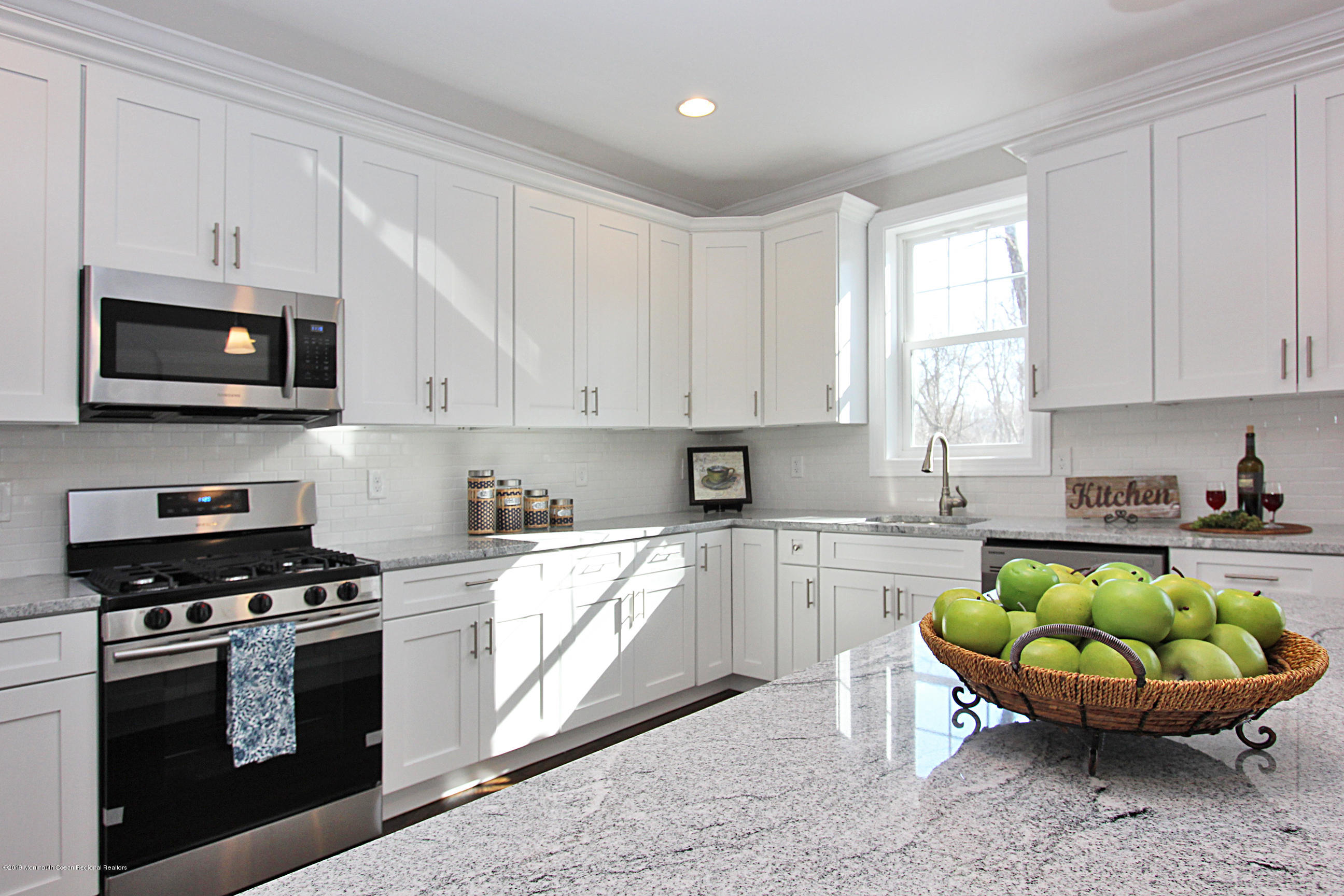 239 Old Mill Road Freehold, NJ 07728 - Photo 9 of 29 Kitchen counter detail
