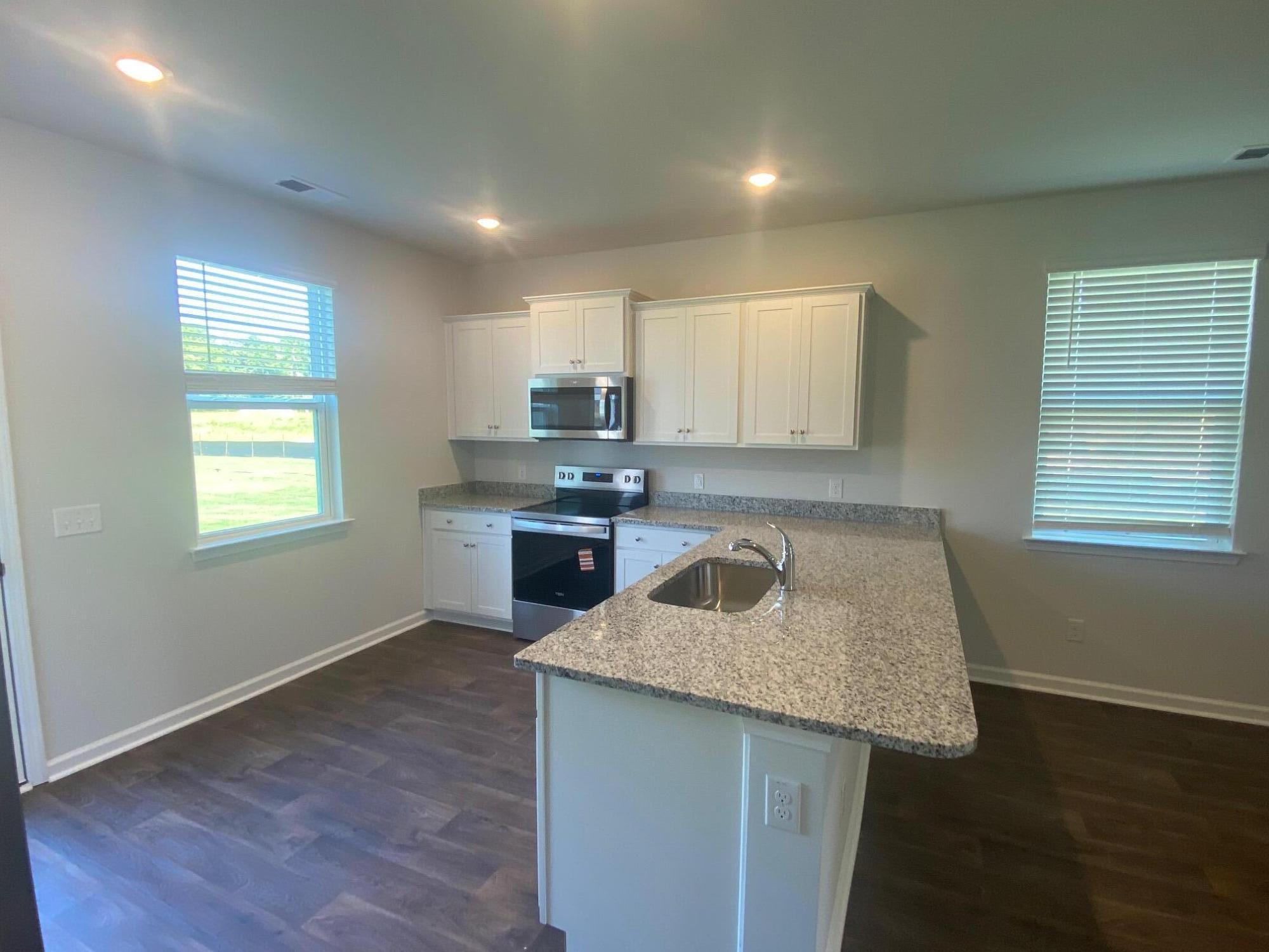 1064 Refuge Way Summerton, SC 29148 - Photo 7 of 22 IMG_3754