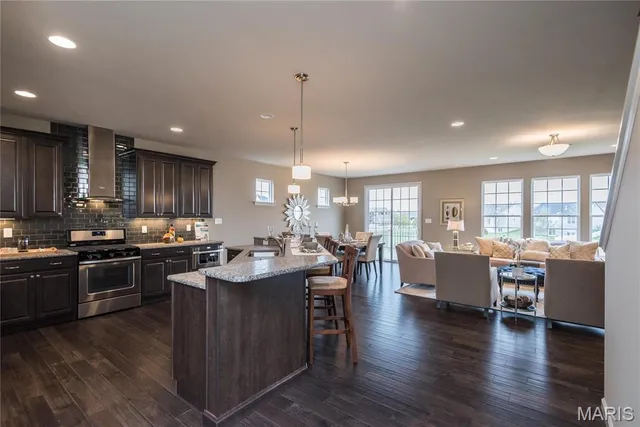 $484,900 | 1 Tbb Parker @ Ryehill Manor Street, St. Peters, MO 63376