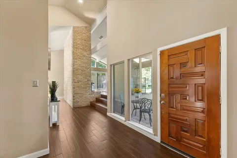 $499,900 | 2304 Oak Forest Court, Arlington, TX 76012