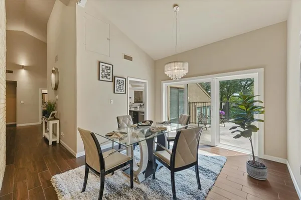 $499,900 | 2304 Oak Forest Court, Arlington, TX 76012