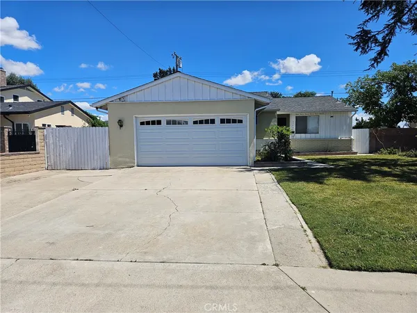 $4,000 | 11732 Steele Drive, Garden Grove, CA 92840