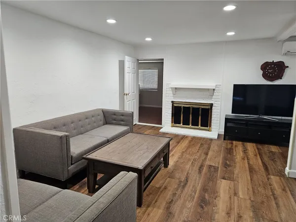 $4,000 | 11732 Steele Drive, Garden Grove, CA 92840