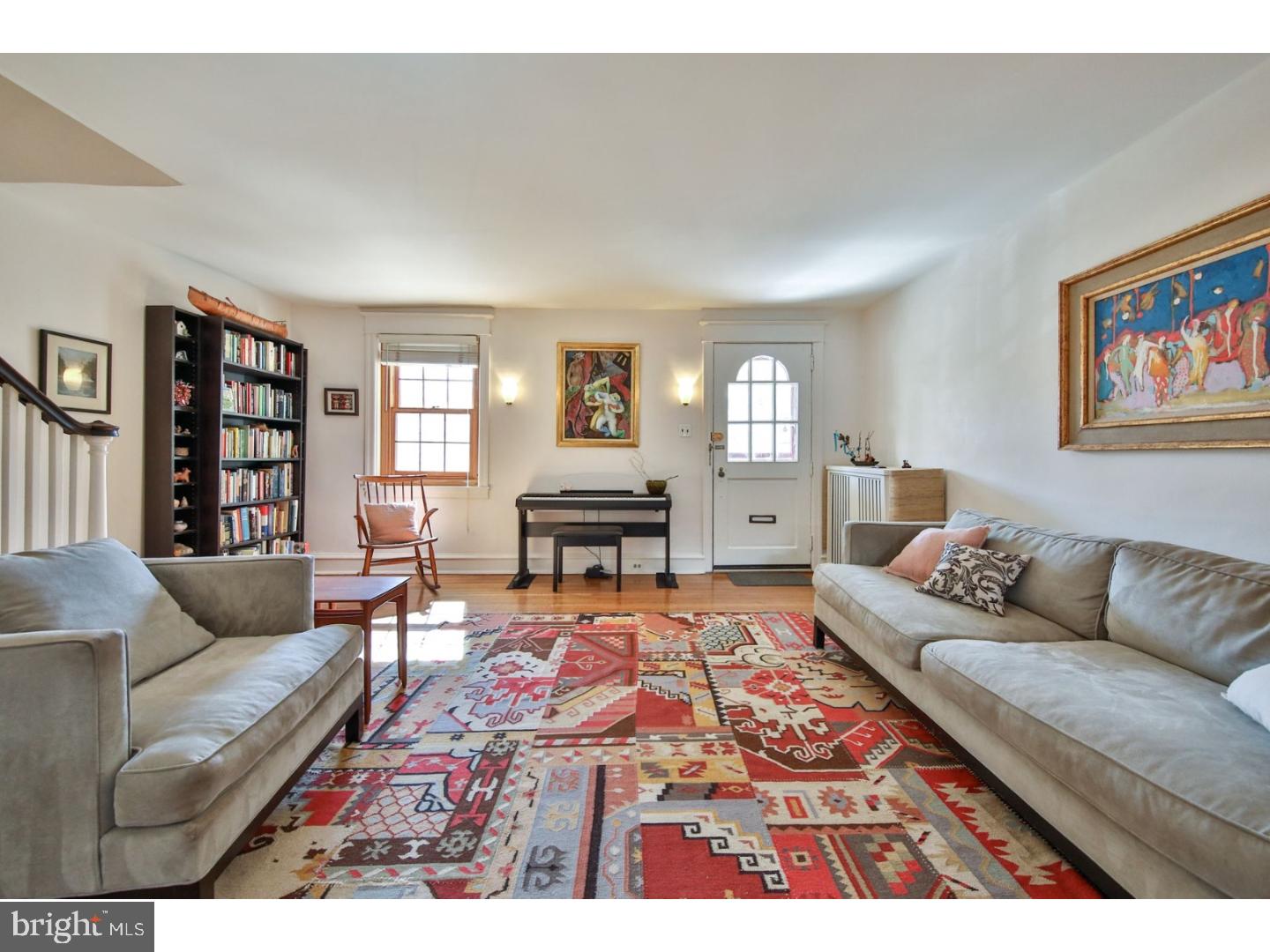 439 Wellesley Road Philadelphia, PA 19119 - Photo 4 of 24 Living Room