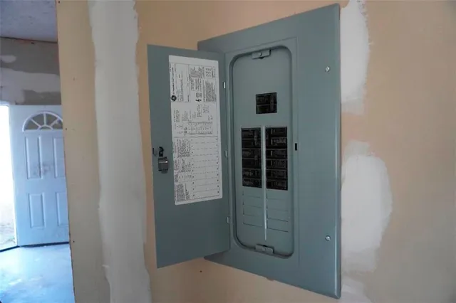 $299,900 | 3499 Plunkett Road, Lithonia, GA 30038