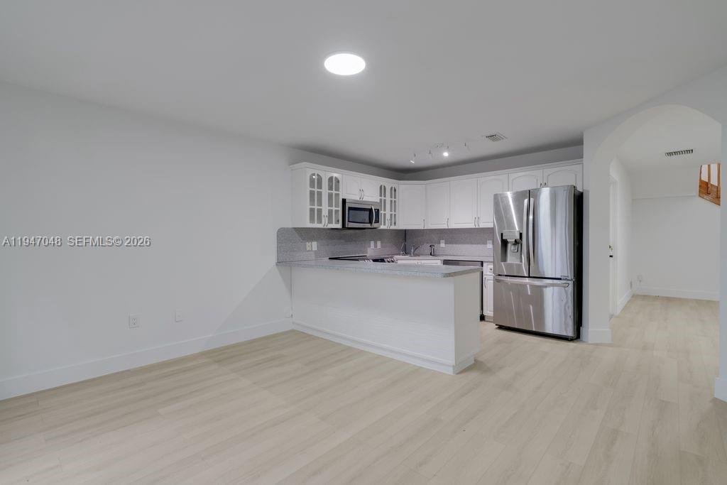 8725 Southwest 158th Place Miami, FL 33193 - Photo 18 of 48