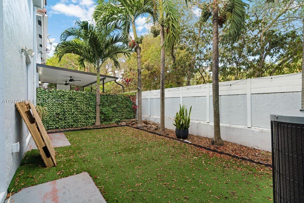 8725 Southwest 158th Place Miami, FL 33193 - Photo 43 of 48