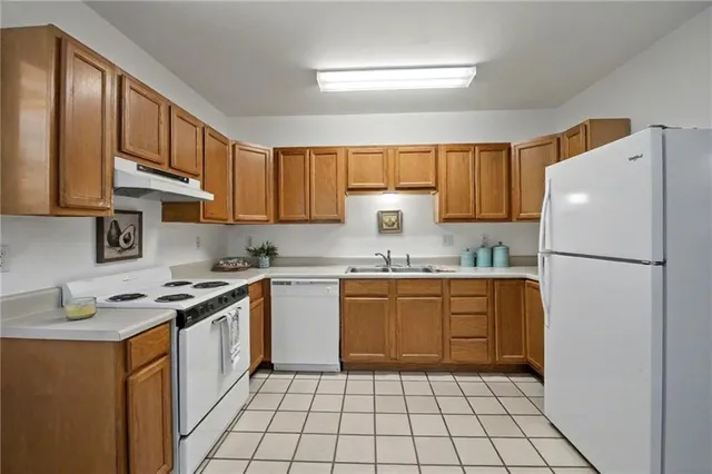 $1,500 | 312 West 20th Avenue, Covington, LA 70433