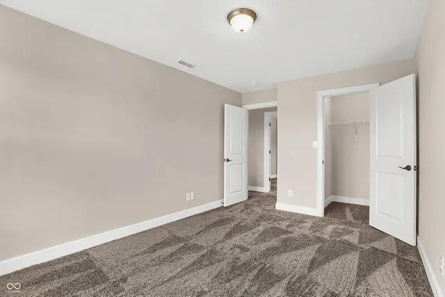 $409,999 | 1086 East Vly Oak Court, Mooresville, IN 46158