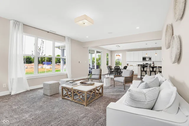 $409,999 | 1086 East Vly Oak Court, Mooresville, IN 46158