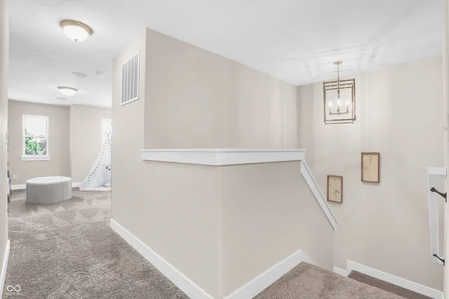 $409,999 | 1086 East Vly Oak Court, Mooresville, IN 46158