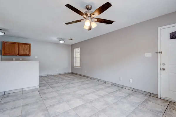 $1,250 | 22307 Tree House Lane, Spring, TX 77373