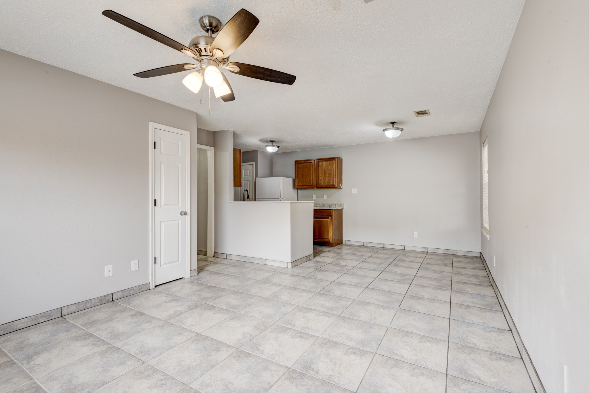 22307 Tree House Lane Spring, TX 77373 - Photo 6 of 16