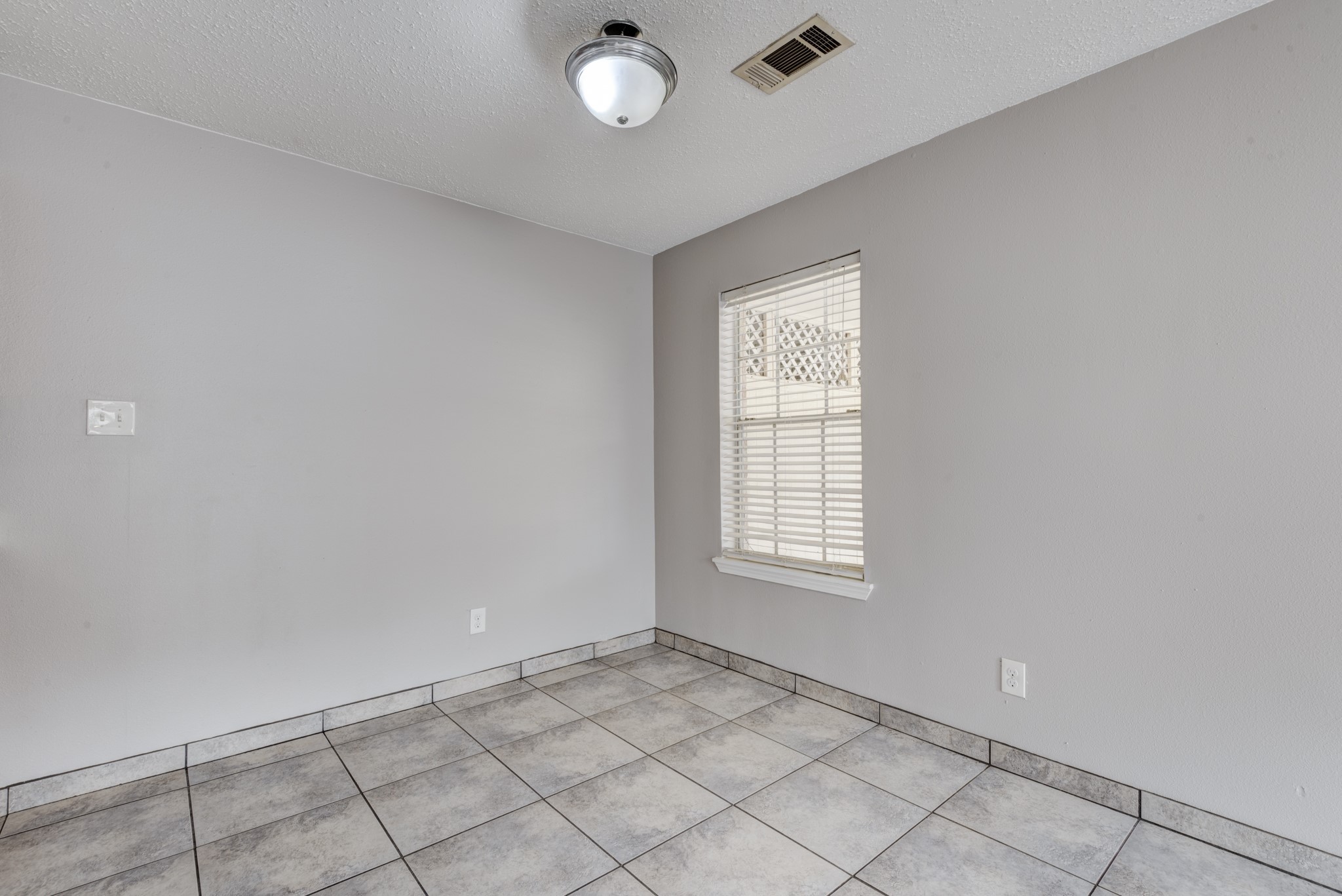 22307 Tree House Lane Spring, TX 77373 - Photo 10 of 16