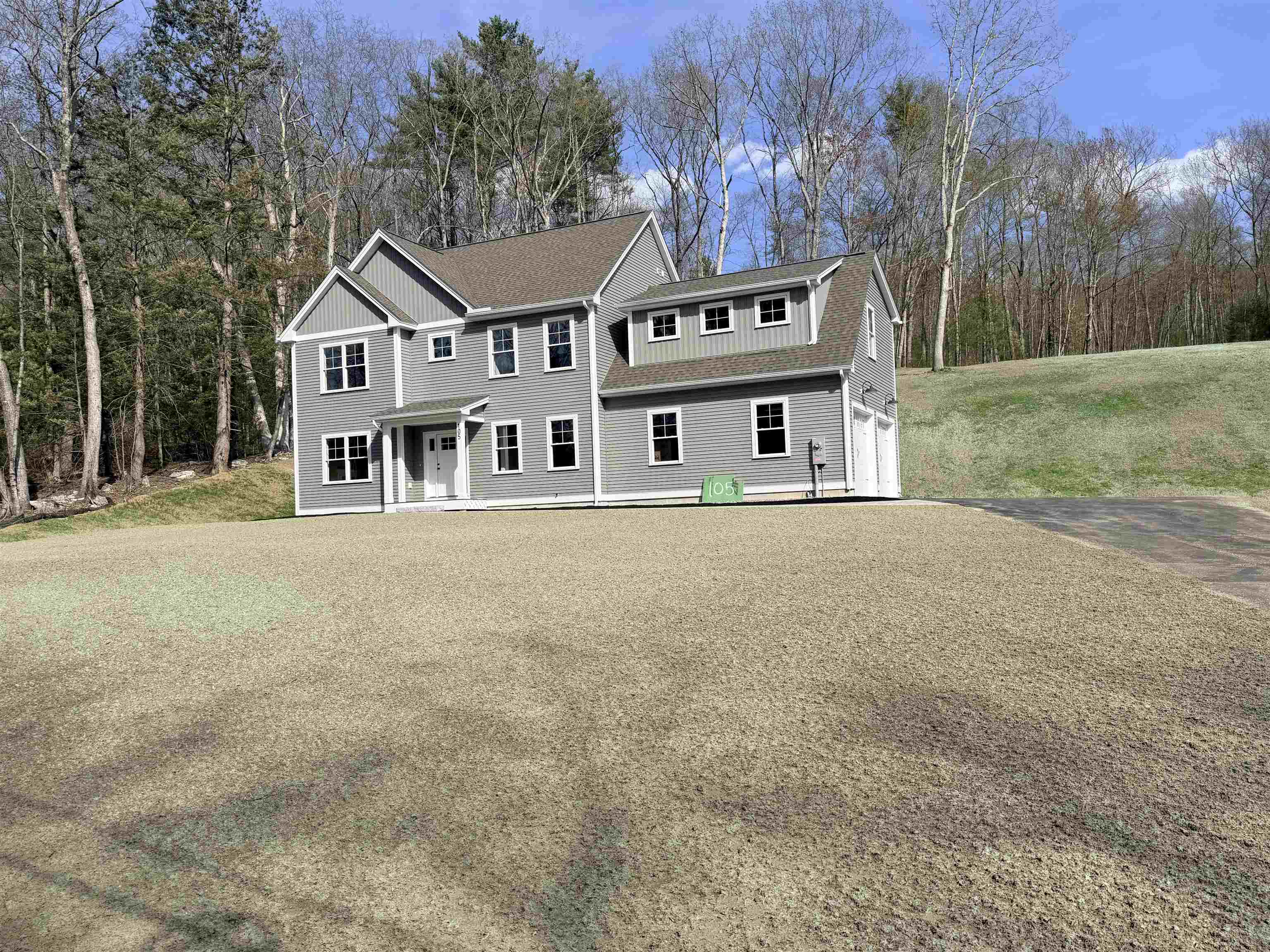 105 Seaverns Bridge Road Merrimack, NH 03054 - Photo 4 of 46