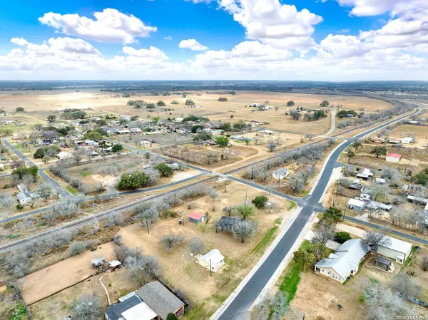 $595,000 | 255 South San Antonio Avenue, Leming, TX 78064