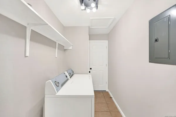 $595,000 | 255 South San Antonio Avenue, Leming, TX 78064