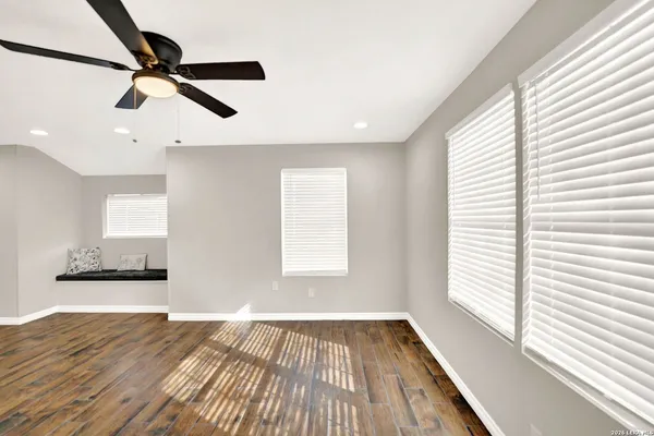 $595,000 | 255 South San Antonio Avenue, Leming, TX 78064