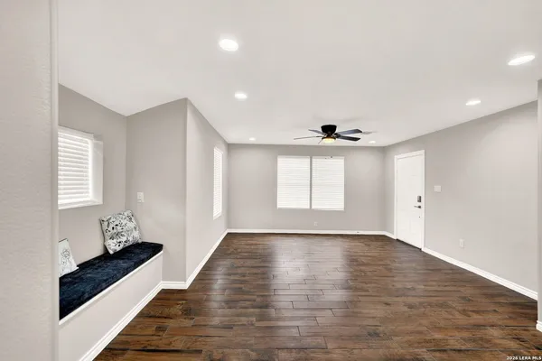 $595,000 | 255 South San Antonio Avenue, Leming, TX 78064