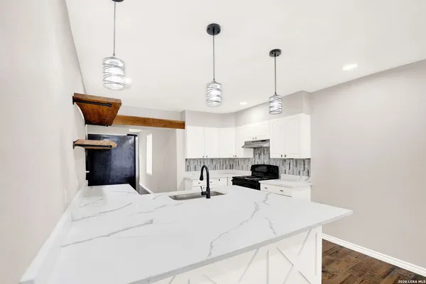 $595,000 | 255 South San Antonio Avenue, Leming, TX 78064