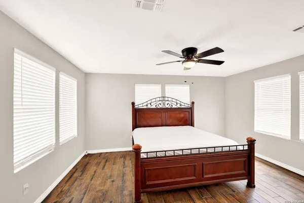 $595,000 | 255 South San Antonio Avenue, Leming, TX 78064