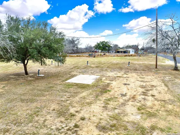 $595,000 | 255 South San Antonio Avenue, Leming, TX 78064