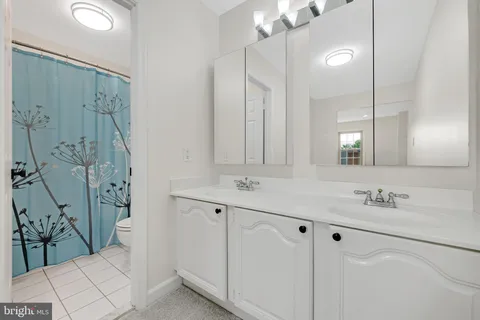 $934,950 | 11402 Empire Lane, Rockville, MD 20852