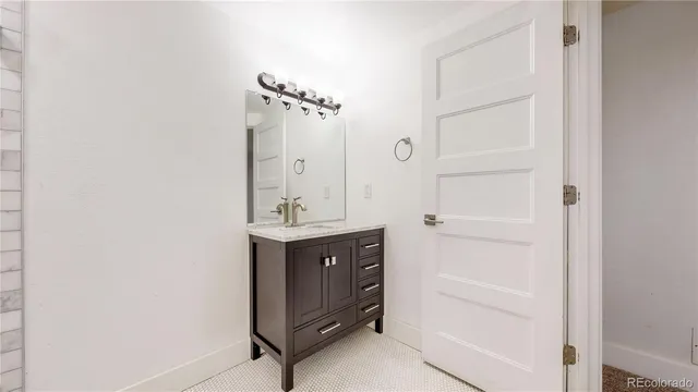 $2,900 | 3536 Dahlia Street, Denver, CO 80207