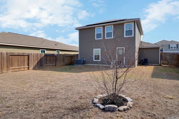 $1,700 | 11811 Latour, San Antonio, TX 78252