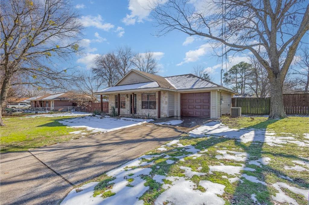 617 East Jacob Street Pilot Point, TX 76258 - Photo 1 of 1 Gallery Image 1