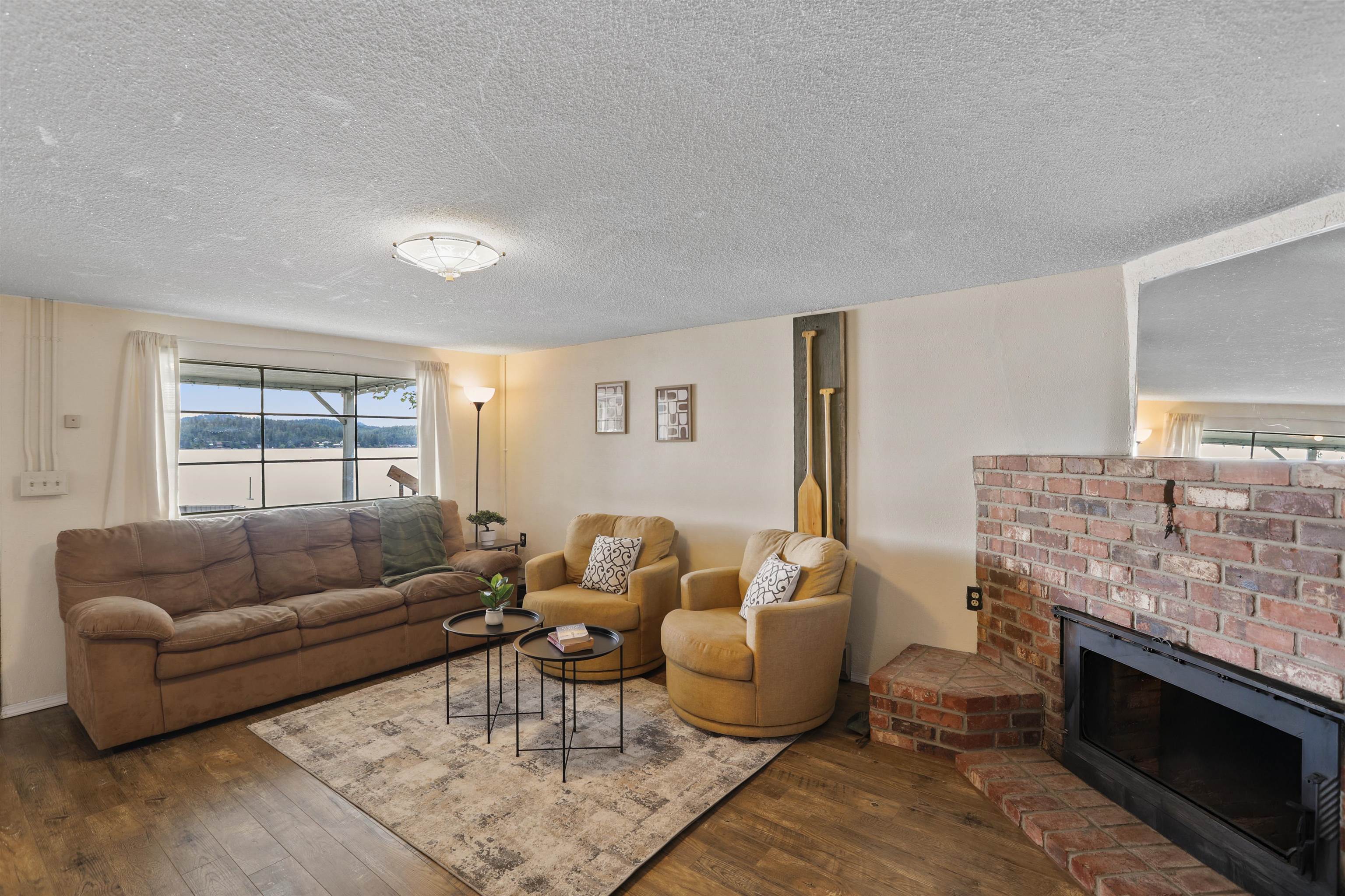 40670 Robbins Road Loon Lake, WA 99148 - Photo 6 of 21 Gallery Image 6