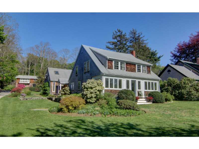 91 Highland Road Bristol, RI 02809 - Photo 1 of 25 Exterior Front.