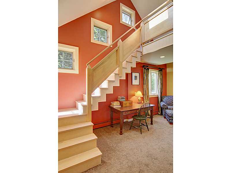 91 Highland Road Bristol, RI 02809 - Photo 13 of 25 Den/Family/Great Room. stairway to loft/bedroom