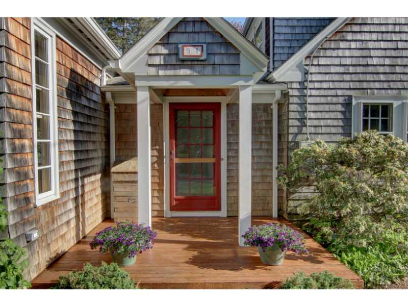 91 Highland Road Bristol, RI 02809 - Photo 2 of 25 Exterior Front.