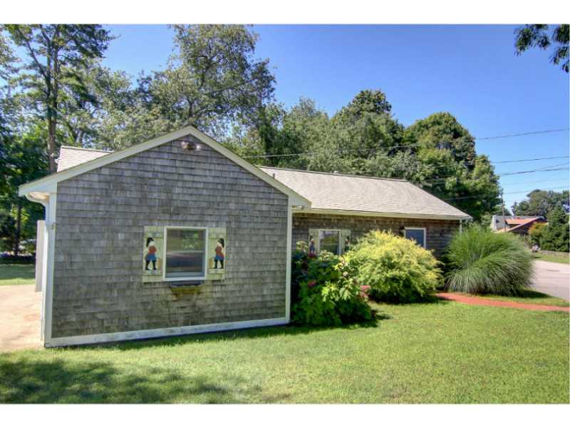 91 Highland Road Bristol, RI 02809 - Photo 23 of 25 Other. association club house