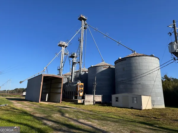 $150,000 | 437 Dixie Highway, Pelham, GA 31779