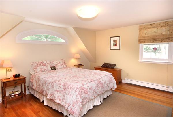 23 Tanager Road Attleboro, MA 02703 - Photo 17 of 25 Gallery Image 17